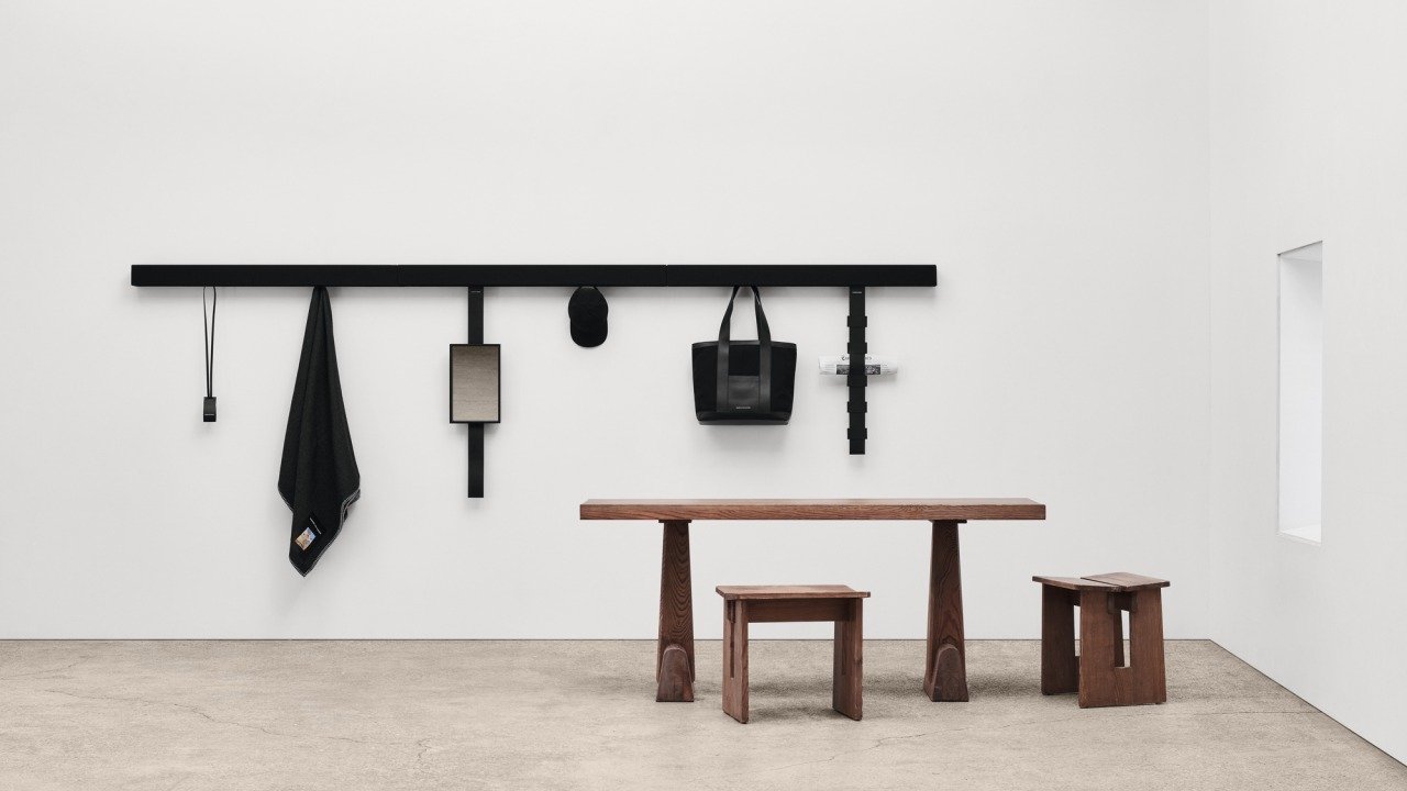 非売品 正規品 RAF SIMONS ラフシモンズ 純正ハンガー 3本セット RAF SIMONS（ラフシモンズ）デニムパンツ 黒 サイズ:28(S位) メンズ